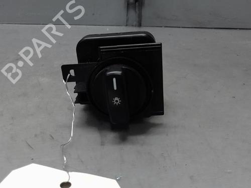 Used Headlight switch MERCEDES-BENZ B-CLASS Sports Tourer (W245) B 200 CDI (245.208) (140 hp) 21369713
