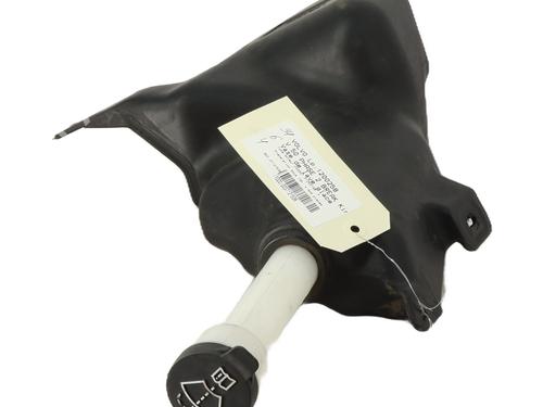 Used Windscreen washer tank VOLVO V50 (545) 2.0 D (136 hp) 26211765