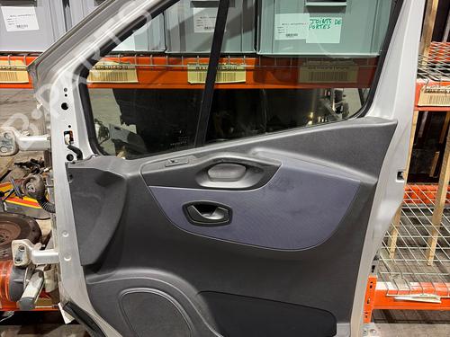 right-front-door-opel-vivaro-b-bus-x82-2014-2015-2016-2017-2018-2019-32427313 main image