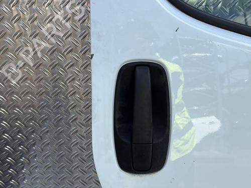 Right front door OPEL VIVARO A Van (X83) 2.0 CDTI (F7) | BP25906946C3 