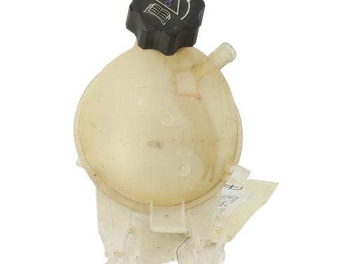 Used Expansion tank PEUGEOT 208 I (CA_, CC_) 1.4 HDi (68 hp) 21307918