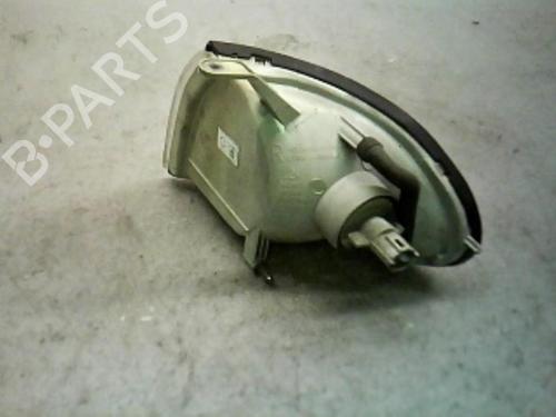 Used Right front indicator HYUNDAI ACCENT I (X-3) 1.3 i 12V (84 hp) 21363293