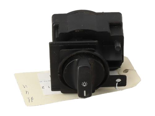 Used Headlight switch MERCEDES-BENZ A-CLASS (W169) A 200 CDI (169.008, 169.308) (140 hp) 32186818