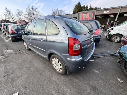 Fuse box CITROËN XSARA PICASSO (N68) 1.6 HDi | BP21371718E1 