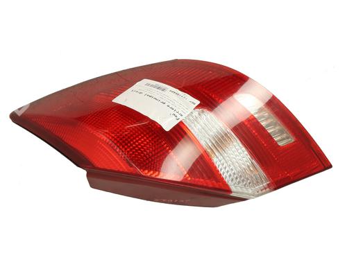 Used Right taillight Right taillight 33928336 33928336