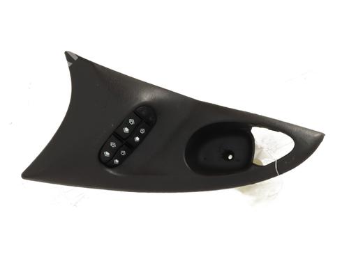 Interrupteur de vitre avant gauche FORD FOCUS I (DAW, DBW) 2.0 16V (131 hp) 30817162