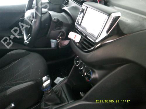 Seat buckle PEUGEOT 208 I (CA_, CC_) 1.4 HDi | BP21371447I32 