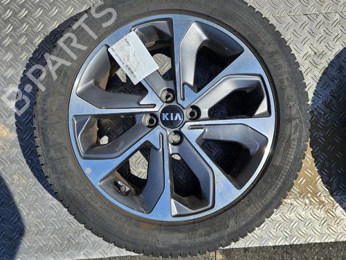 rim-kia-stonic-yb-2017-36446586 main image
