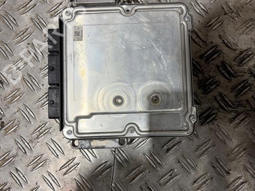 Used Engine control unit (ECU) Engine control unit (ECU) 38563193 38563193