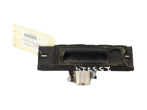 Used Tailgate handle PEUGEOT 206 Hatchback (2A/C) 1.4 i (75 hp) 29439229