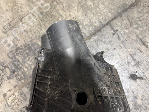 Air filter box RENAULT TRAFIC III Van (FG_) 1.6 dCi 95 (FGMJ, FGMR) | BP40032371M87 - Image 2