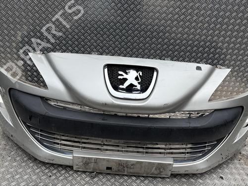 Used Front bumper PEUGEOT 308 I (4A_, 4C_) 1.6 HDi (109 hp) 31603329
