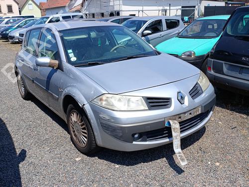 Gebruikte RENAULT MEGANE II (BM0/1_, CM0/1_) 1.6 16V (112 hp) 4290236 Onderdelen