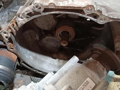 Used Gearbox KIA CARENS III MPV (UN) 2.0 CRDi 140 (140 hp) 21311535