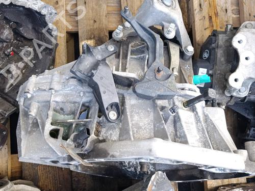 Used Gearbox Gearbox RENAULT KADJAR (HA_, HL_) 1.2 TCe 130 (HLMR) (130 hp) 34531225 34531225