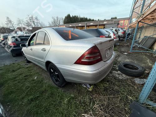 Left taillight MERCEDES-BENZ C-CLASS (W203) C 200 CDI (203.007) | BP22297338C34 