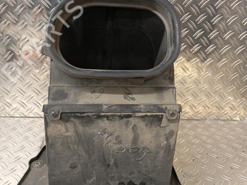 Used Air filter box IVECO DAILY VI Van 33S16, 35S16, 35C16, 40C16, 42S16, 50C16 (156 hp) 23809308