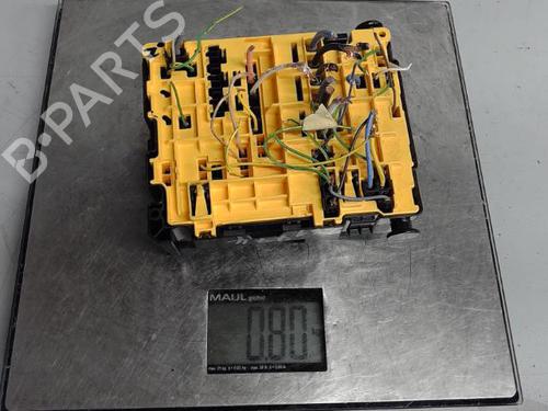 Fuse box PEUGEOT 208 I (CA_, CC_) 1.6 BlueHDi 100 | BP21370530E1 