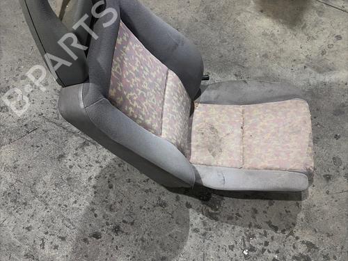 Used Left front seat Left front seat NISSAN TRADE Platform/Chassis 3.0 TDiC (106 hp) 39759495 39759495