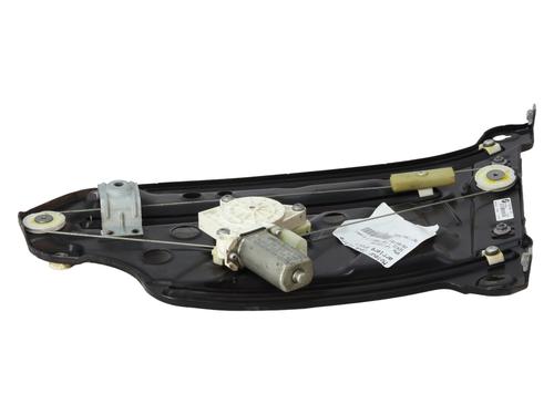 Right rear window motor BMW 1 Convertible (E88) 118 d | BP27560497E22 - Image 2
