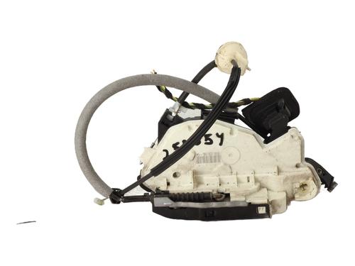 Front left lock VW GOLF VI (5K1) 1.6 TDI | BP32186714C98 - Image 4