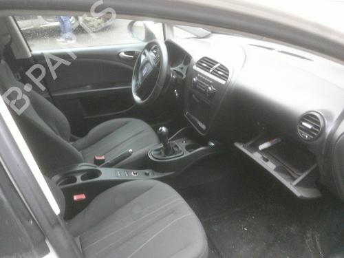 Left headlight SEAT LEON (1P1) 1.2 TSI | BP24028870C28 - Image 7