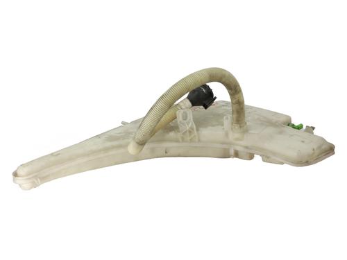 Used Windscreen washer tank BMW 3 (E90) 320 d (163 hp) 21313612