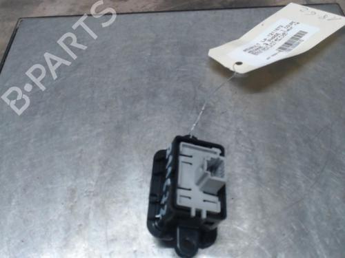 Used Switch RENAULT MEGANE CC (EZ0/1_) 1.5 dCi (EZ09, EZ1G, EZ0D, EZ14) (110 hp) 23044856