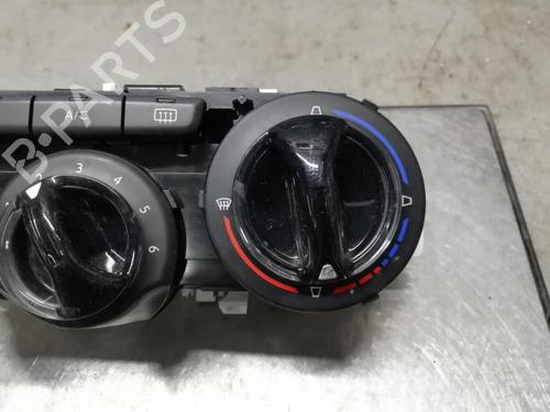 Climate control PEUGEOT 208 I (CA_, CC_) 1.2 VTI 82 | BP21300081I5 