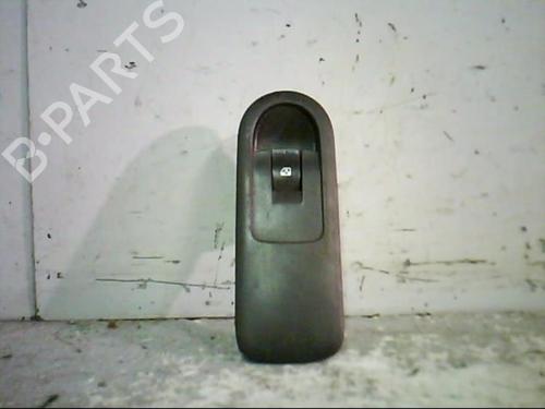 Used Right front window switch RENAULT SCÉNIC II (JM0/1_) 1.9 dCi (JM0G, JM12, JM1G, JM2C) (120 hp) 21304012