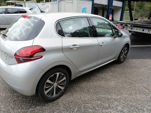 Used Parts PEUGEOT 208 I (CA_, CC_) 1.2 VTI 82 (82 hp) 4320938
