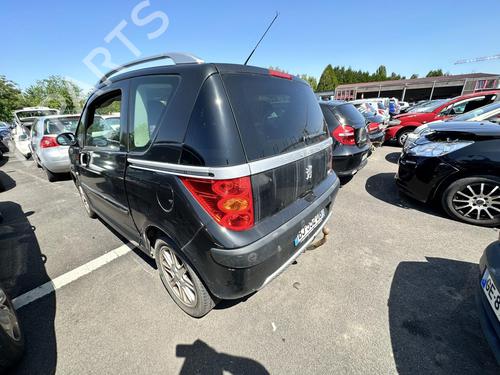 Left headlight PEUGEOT 1007 (KM_) 1.6 HDi | BP21309736C28 