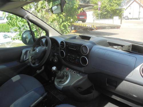 Engine control unit (ECU) CITROËN BERLINGO MULTISPACE (B9) 1.6 HDi 75 16V | BP21313660M57 