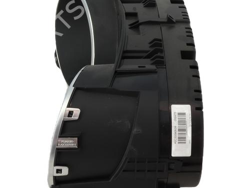 Used Instrument cluster Instrument cluster VW GOLF VI (5K1) 2.0 TDI (110 hp) 32268385 32268385