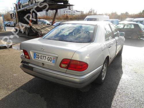 Used Parts MERCEDES-BENZ E-CLASS (W210) E 300 D (210.020) 2001549