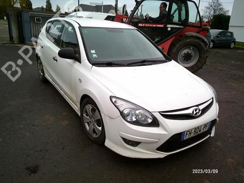 Warning switch HYUNDAI i30 (FD) 1.6 CRDi | BP32191407I22  - Image 9