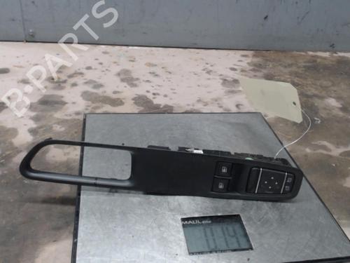 Left front window switch RENAULT CLIO IV (BH_) 1.5 dCi 75 | BP21296809I27 