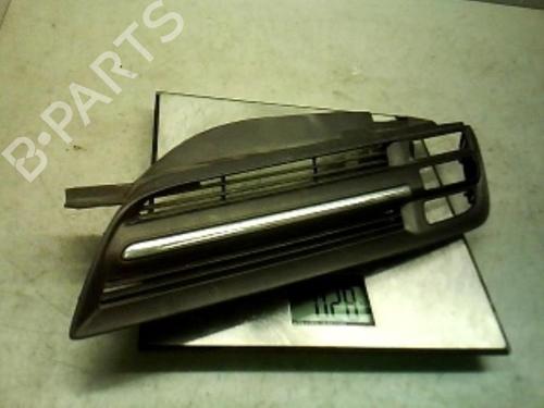 Used Grille NISSAN MICRA III (K12) 1.0 16V (K12) (65 hp) 21363594