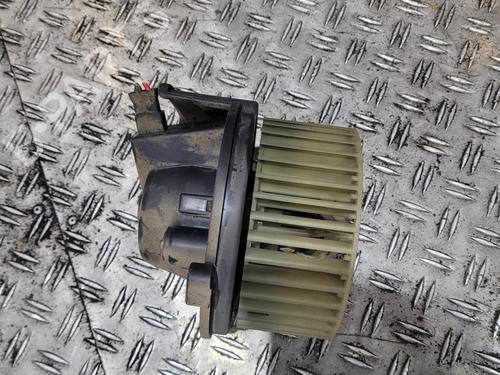 Gebläsemotor für Gebläsemotor PEUGEOT BOXER Van (230L) 2.5 D (86 hp) 36652534 36652534