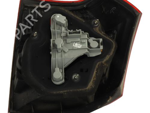 right-taillight-toyota-corolla-_e12_-2001-2002-2003-2004-2005-2006-2007-2008-38055970 main image