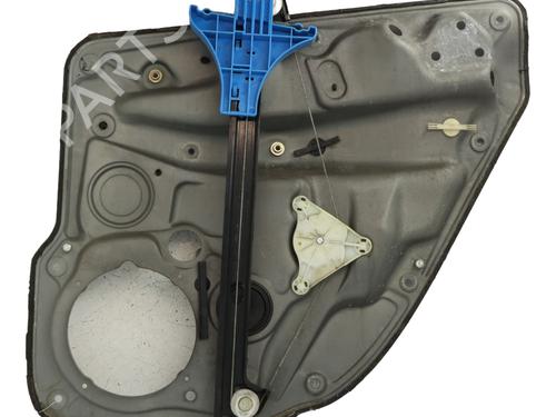 Used Left rear window motor Left rear window motor VW GOLF IV Variant (1J5) 1.9 TDI (101 hp) 34144469 34144469