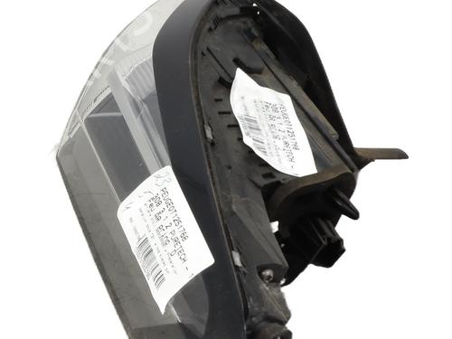 Right taillight PEUGEOT 308 III (FB_, FH_, FP_, F3_, FM_) PureTech 110 (FPHNPL) | BP27574604C35 