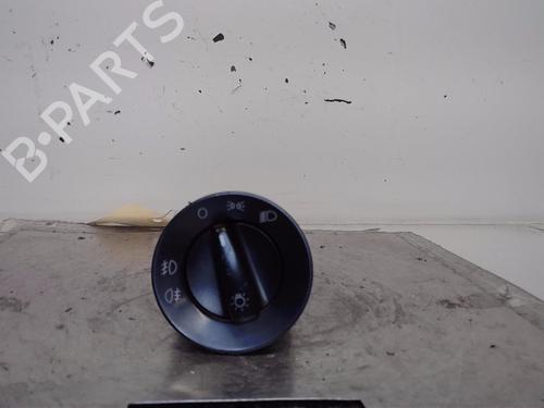 Used Headlight switch SKODA FABIA II (542) 1.6 TDI (90 hp) 21371437