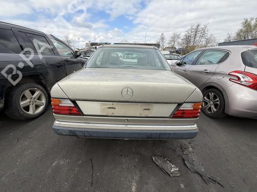Left taillight MERCEDES-BENZ 124 Saloon (W124) 200 E (124.021) | BP24641291C34 