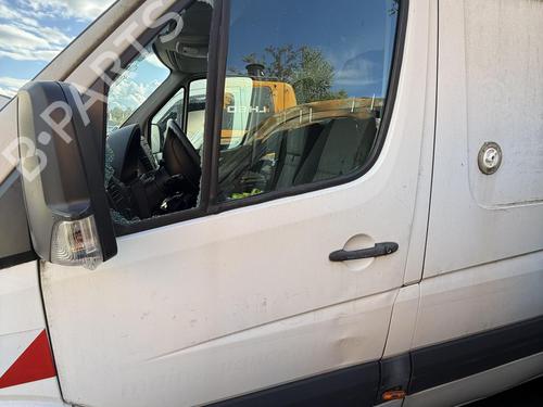 Used Left front door VW CRAFTER 30-50 Van (2E_) 2.0 TDI (136 hp) 28531915