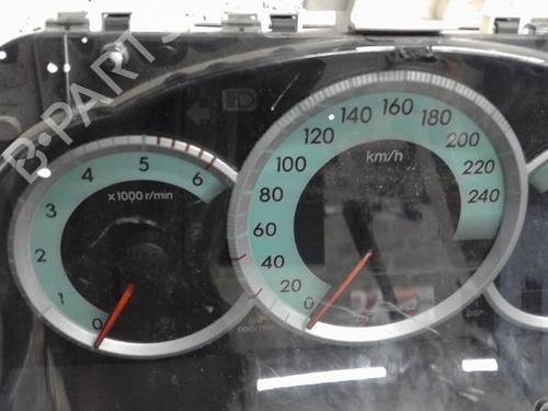 Used Instrument cluster TOYOTA COROLLA Verso (ZER_, ZZE12_, R1_) 2.2 D-4D (AUR10_, AUR10R) (136 hp) 21311193
