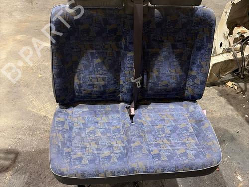 Used Right front seat Right front seat 38923150 38923150