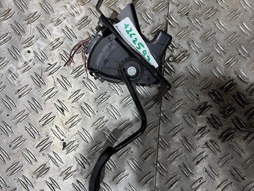 Used Pedal Pedal 38563186 38563186