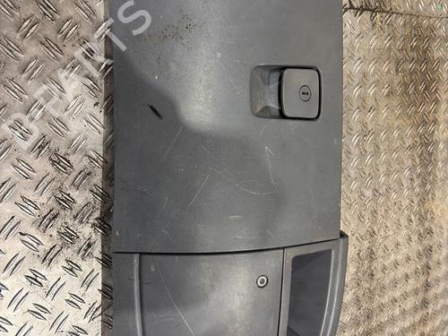 Used Glove box Glove box CITROËN JUMPER I Van (244) 2.2 HDi (101 hp) 39723571 39723571