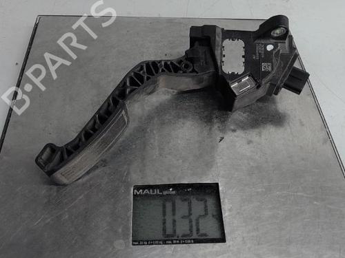 Used Pedal Pedal TOYOTA YARIS (_P9_) 1.3 VVT-i (SCP90_, SCP90R) (87 hp) 21290641 21290641